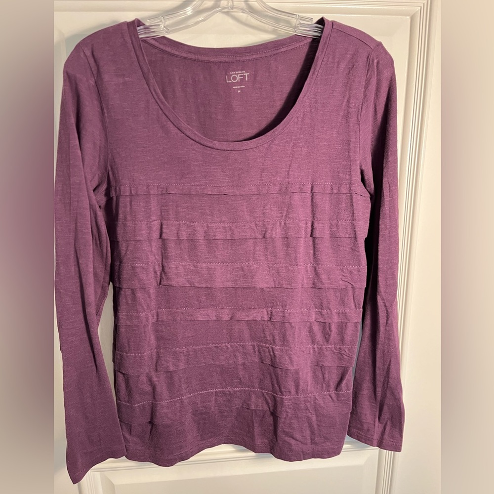 Loft - Long Sleeve Boat Neck Tee - Purple - Size Medium - GUC